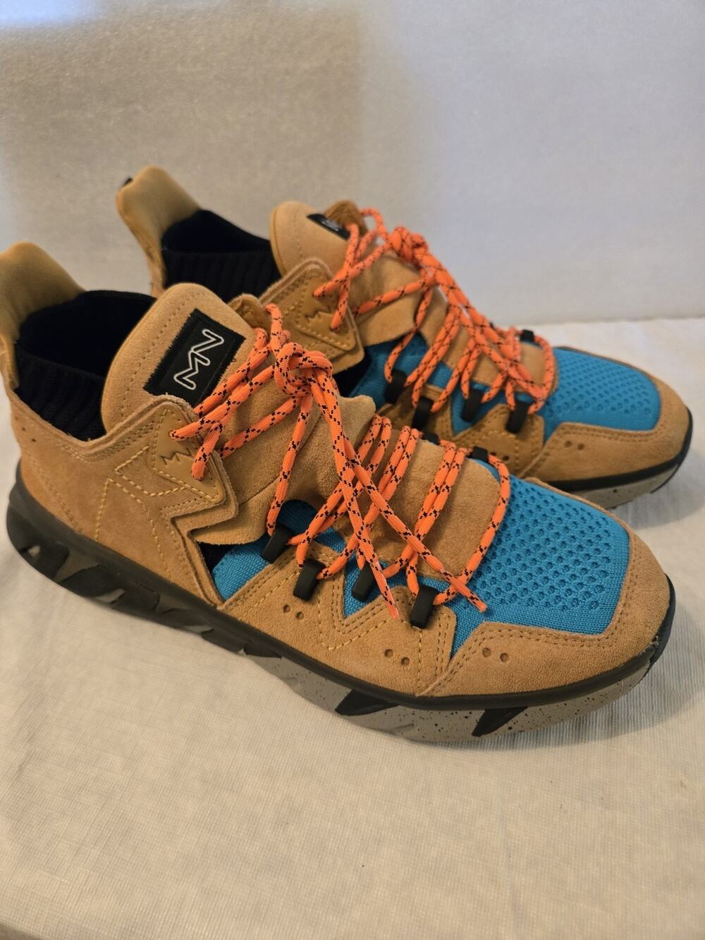 MARK NASON L A Ziggy Calla Women's Tan and Blue Suede Sneakers Size 9.5